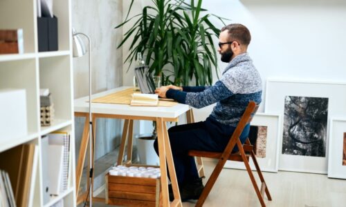 startupwise-mercury-vs-payoneer-freelancers-small-teams